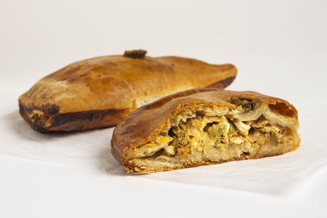 Empanadilla-atun-con-aceitunas.jpg